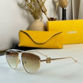Picture of Loewe Sunglasses _SKUfw52288037fw